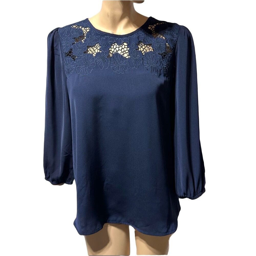 41 Hawthorn Top Navy Blue Blouse Embroidered Lace Neckline size L Large NWT